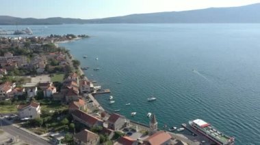 Kıyı şeridi boyunca uçmak