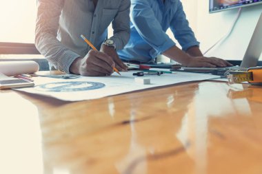 Mühendis ve mimar kavramı, mühendis mimar ofis ekibi ile çalışma planları