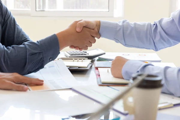 Business Finance Concept Office Working Teamwork Businessmen Shaking Hand Deal — Stock Photo, Image