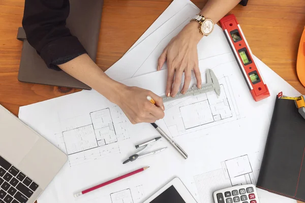 Mühendis ve mimar kavramı, mühendis mimar ofis ekibi ile çalışma planları