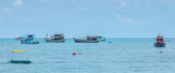 Rybářské čluny na ostrově Phangan, Thajsko Stock Obrázky