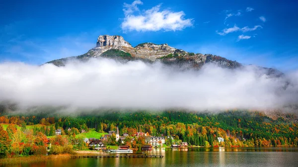 Altausseer See Festői Őszi Jelenet Napsütéses Reggel Nézet Altaussee Falu — Stock Fotó