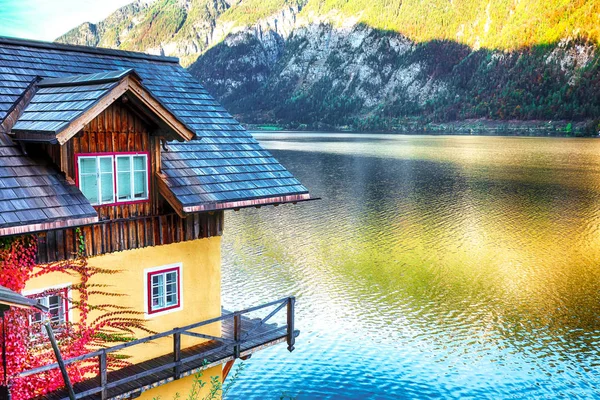 Casa Madeira Costa Lago Aldeia Hallstatt Alpes Austríacos Localização Aldeia — Fotografia de Stock