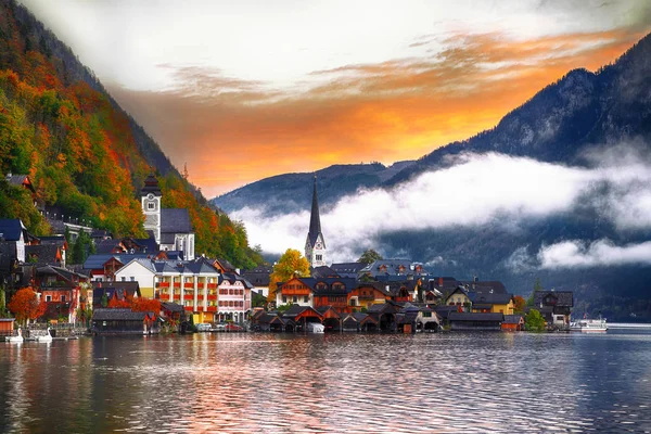 Vistas Panorámicas Del Famoso Pueblo Montaña Hallstatt Con Lago Hallstatter — Foto de Stock