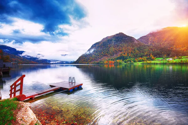 Scène Automne Idyllique Dans Lac Grundlsee Situation Station Grundlsee Quartier — Photo