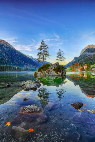 Fantastic Autumn Sunrise Hintersee Lake Beautiful Scene Trees Rock Island — Stock Photo, Image