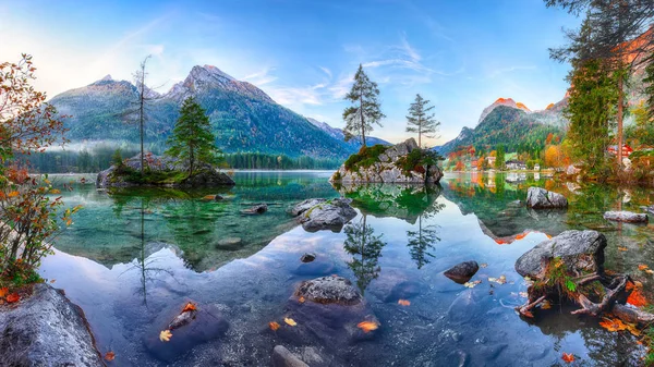 Fantastický Podzim Sunrise Jezera Hintersee Krásná Scéna Stromů Rock Island — Stock fotografie