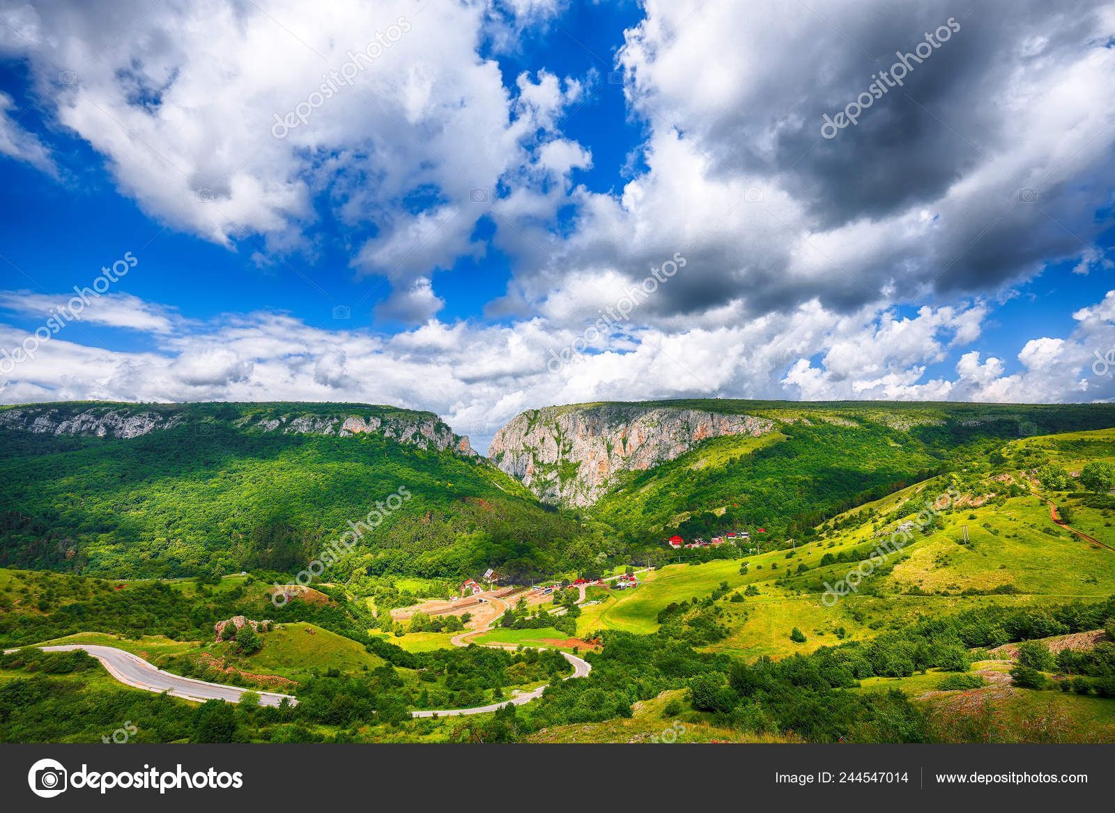 Turda Gorge Cheile Turzii Natural Reserve Marked Trails Hikes Hasdate Stock Photo C Pilat666