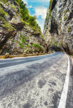 Muhteşem yaz görünümünü Bicaz Kanyon/Cheile Bicazului