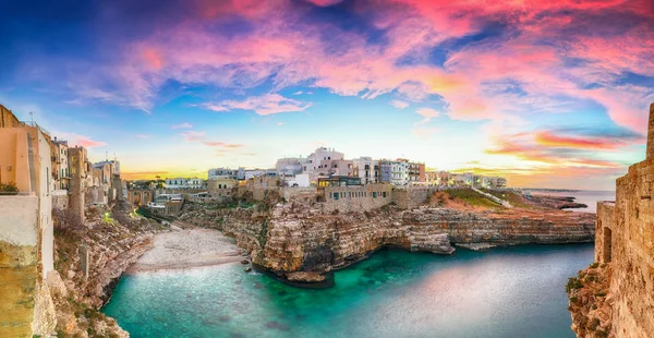 Solnedgång vid Cala Paura-viken — Stockfoto