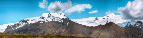 斯卡夫塔费尔斯冰川周围火山山脉的迷人景色 — 图库照片