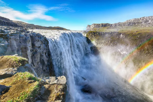 Fantastica vista della cascata più potente d'Europa chiamata — Foto Stock