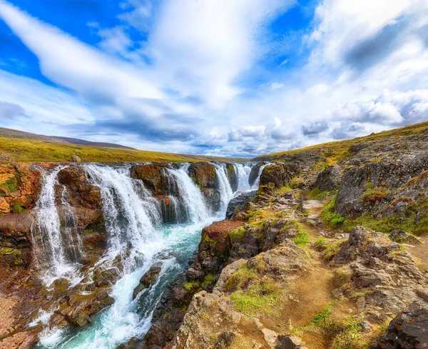 Charmig Utsikt Över Kolufossar Vattenfall Sommaren Solig Dag Populära Turistmål — Stockfoto