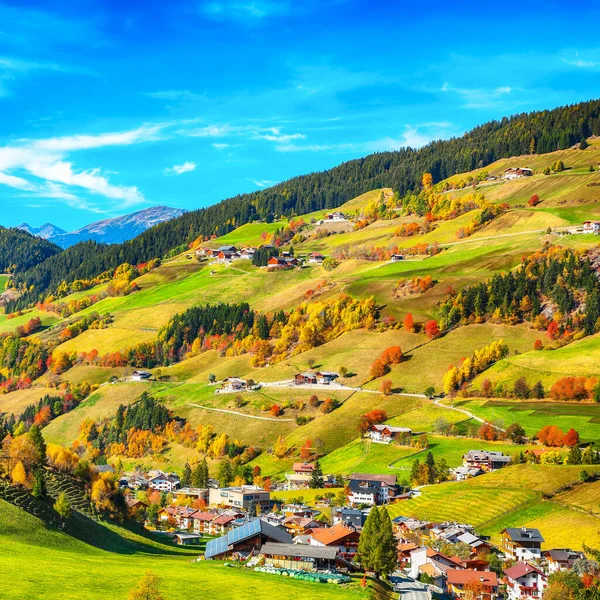 Tolle Herbstszene Des Herrlichen Dorfes Santa Maddalena Den Dolomiten Lage — Stockfoto