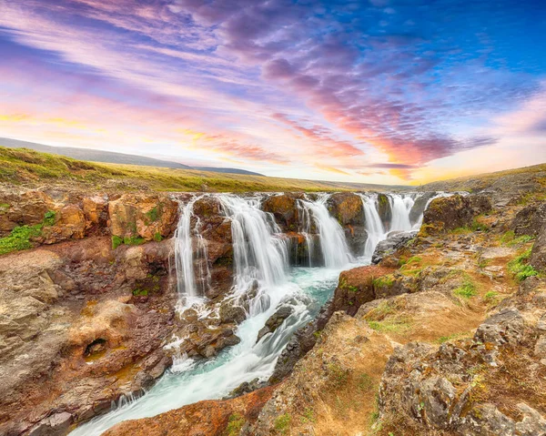 Lélegzetelállító Kilátás Kolufossar Vízesésre Naplementekor Népszerű Turista Úti Cél Izlandon — Stock Fotó
