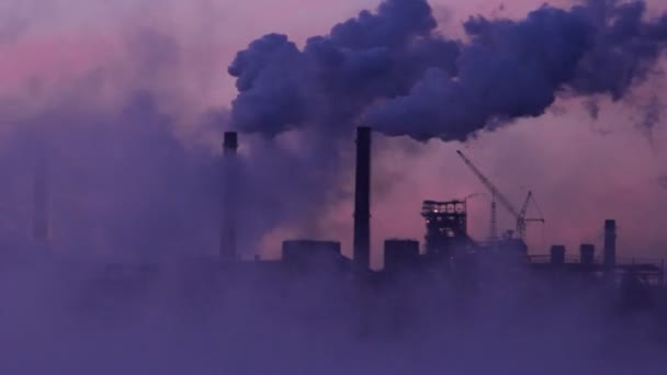 담배 연기에서 검은 공장 — 비디오