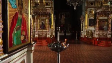 Elets, Rusya Federasyonu - 2 Nisan 2018 Voznesenskiy Sobor. Ortodoks Kilisesi 'nde video çekimi.