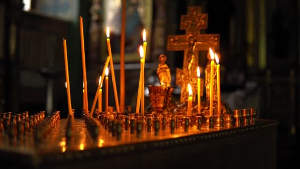 Large gold candlestick table with burning candles — Stock Video