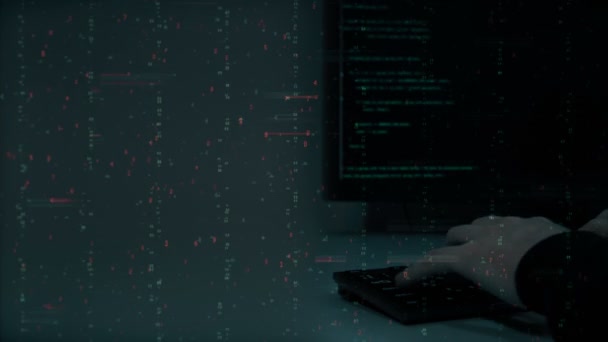 Programador escreve código em um terminal de computador, uma pessoa entrega o teclado close-up — Vídeo de Stock
