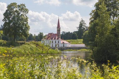 Yaz, Gatchina tarikat sarayda. Leningrad Oblast, Rusya Federasyonu