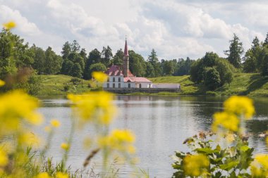 Yaz, Gatchina tarikat sarayda. Leningrad Oblast, Rusya Federasyonu