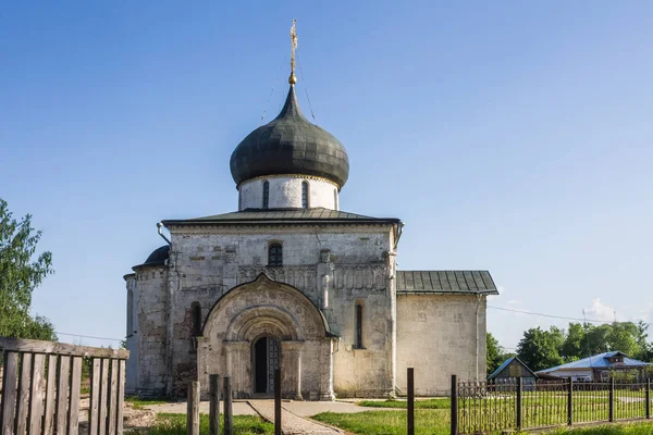 St. George's Cathedral i Yuryev-Polsky, Vladimir, Ryssland — Stockfoto