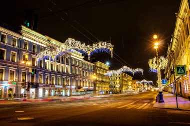 Rusya, Saint-Petersburg, 03, Ocak, 2018: Nevsky Prospekt, yeni yıl dekorasyon