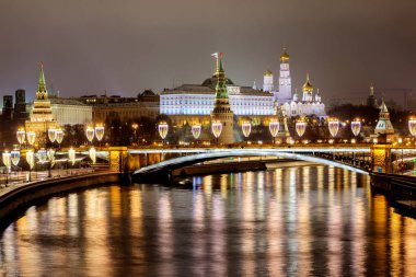 Rusya, Moskova, 06, Ocak, 2018: ataerkil köprü görünümü