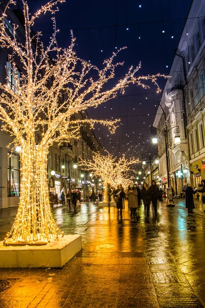 MOSCOW, RÚSSIA - JANEIRO 13, 2017: Ano Novo e decoração de Natal em Moscou — Fotografia de Stock