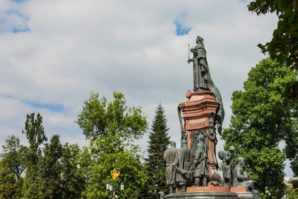 Russia, Krasnodar, September 15, 2015: Monument to Catherine II — Stock Photo, Image