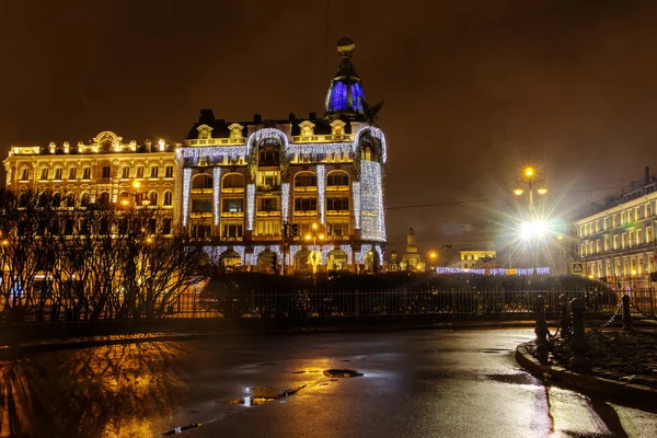 Rússia, São Petersburgo, 03 de janeiro de 2018: A casa da empresa "Singer " — Fotografia de Stock