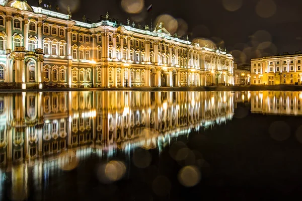 Rússia, São Petersburgo, 03 de janeiro de 2018: Vista do Hermitage — Fotografia de Stock