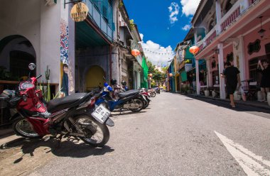 Phuket, Tayland, 27, Eylül, 2018: Phuket Town sokaklarda yürümek