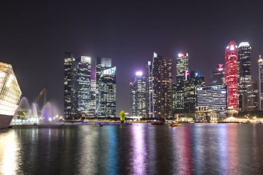 Singapur, 29 Eylül: Singapur iş bölgesinde gece görünümü
