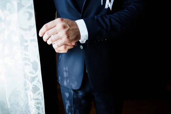 Herrenmode Bräutigam Anzug — Stockfoto
