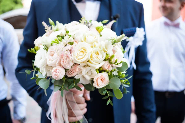 Gyönyörű Menyasszonyi Csokor Menyasszony — Stock Fotó