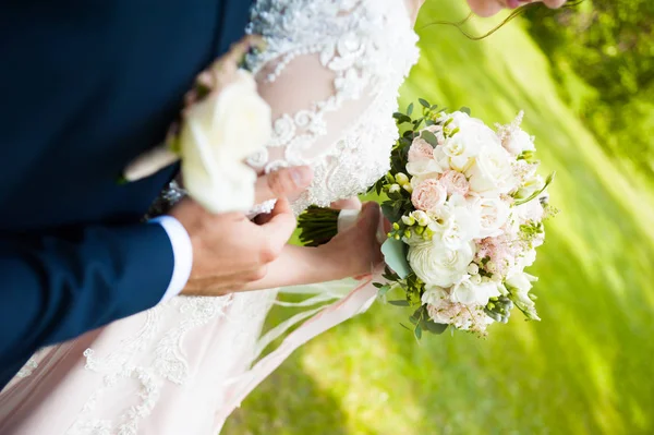 Belo Buquê Casamento Para Noiva — Fotografia de Stock