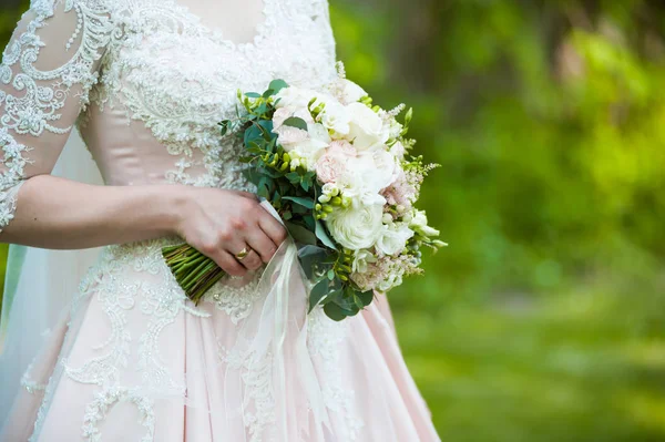 Beautiful Wedding Bouquet Bride — Stock Photo, Image