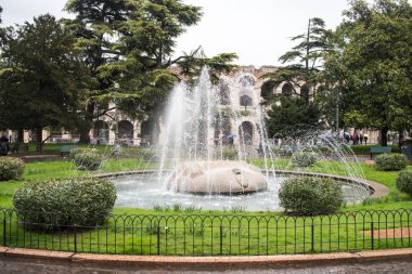 Parktaki çeşme