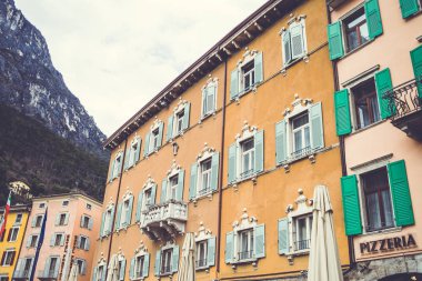 Riva del Garda. İtalyan mimarisi. 