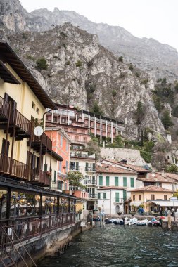Kotor şehrinin manzarası, mongol.