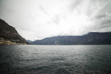 Dağların güzel manzarası