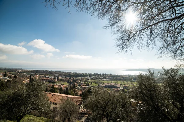 Eski şehrin manzarası. Başkentin en büyük şehri.