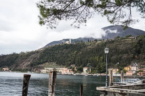 Kotor şehrinin manzarası, mongol.