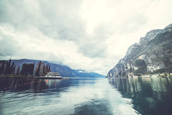 Riva del Garda. İtalyan mimarisi. 