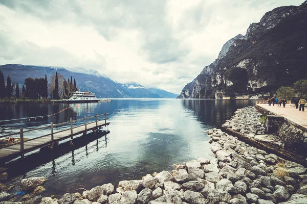 Riva del Garda. İtalyan mimarisi. 