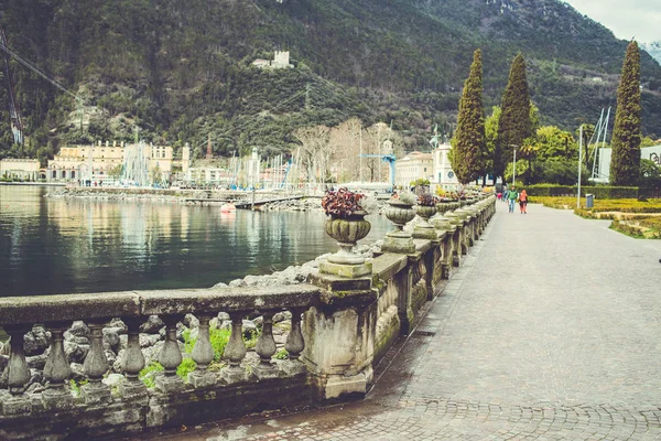 Riva del Garda. İtalyan mimarisi. 