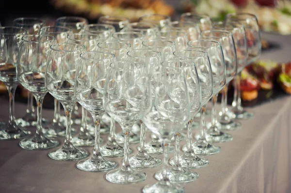 Hizmet tablo. Düğünde dekore edilmiş büfe