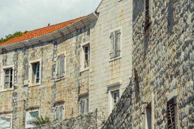 Kudüs, İsrail 'deki eski taş duvar.