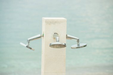 VIP Plaj şemsiye ve şezlonglar